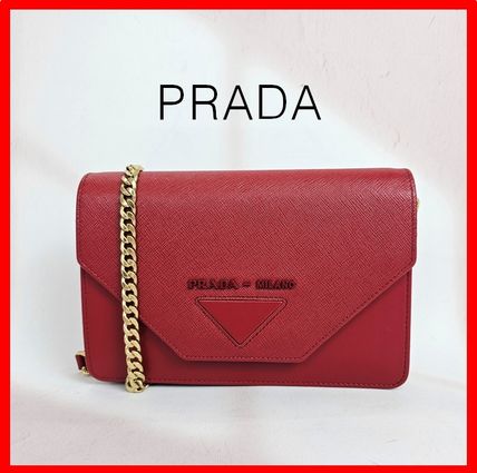 レッド（赤）系 PRADA(プラダ) ショルダーバッグ・ポシェット