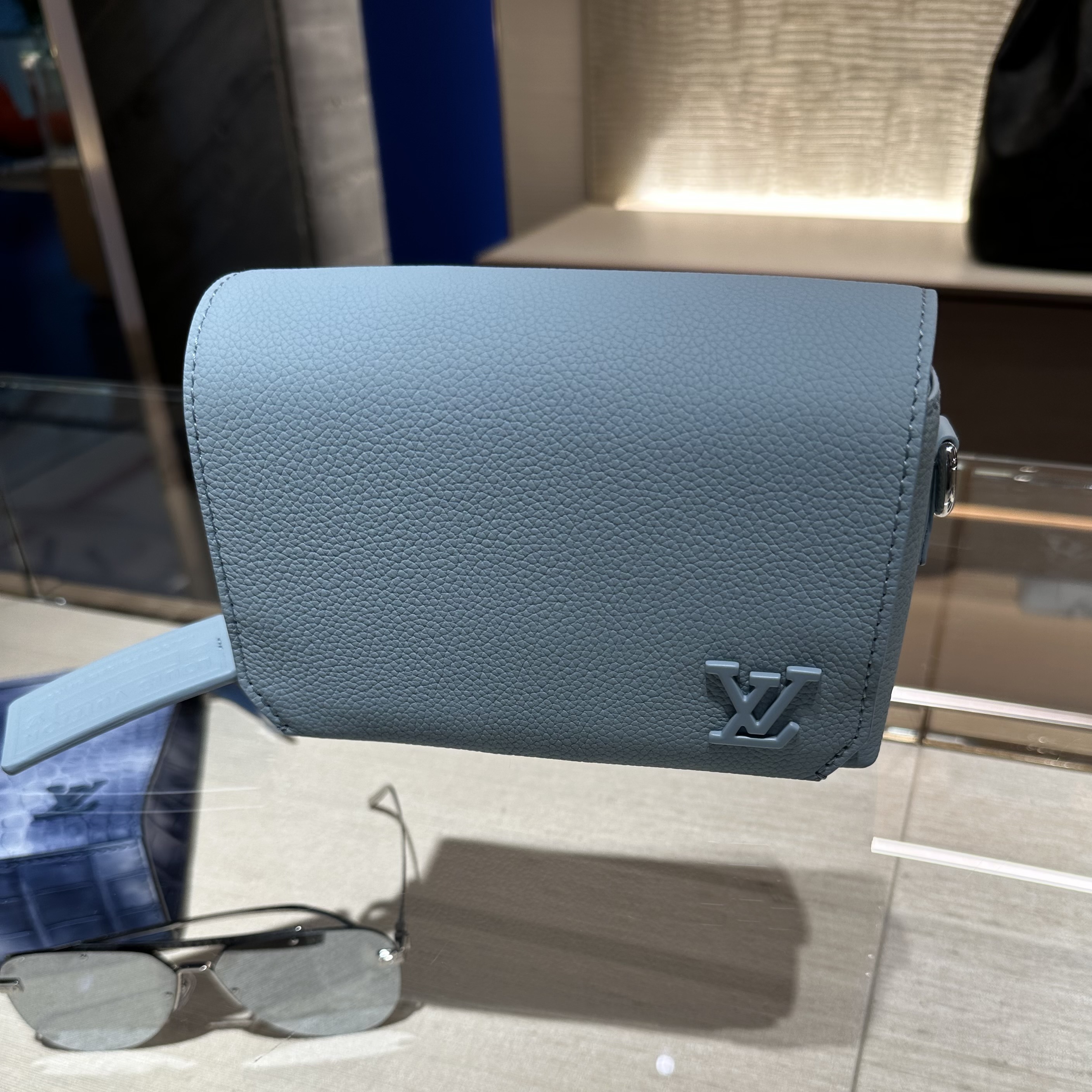 Louis Vuitton【ファストライン・ウェアラブル ウォレット】人気