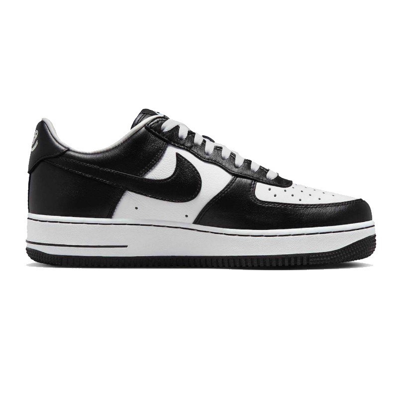 Terror Squad Nike Air Force 1 Low QS Blackout ナイキ