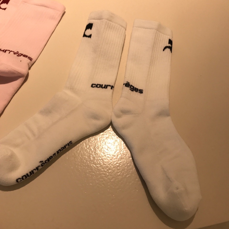 パリ直営店買付！【COURREGES】ロゴソックス☆３色