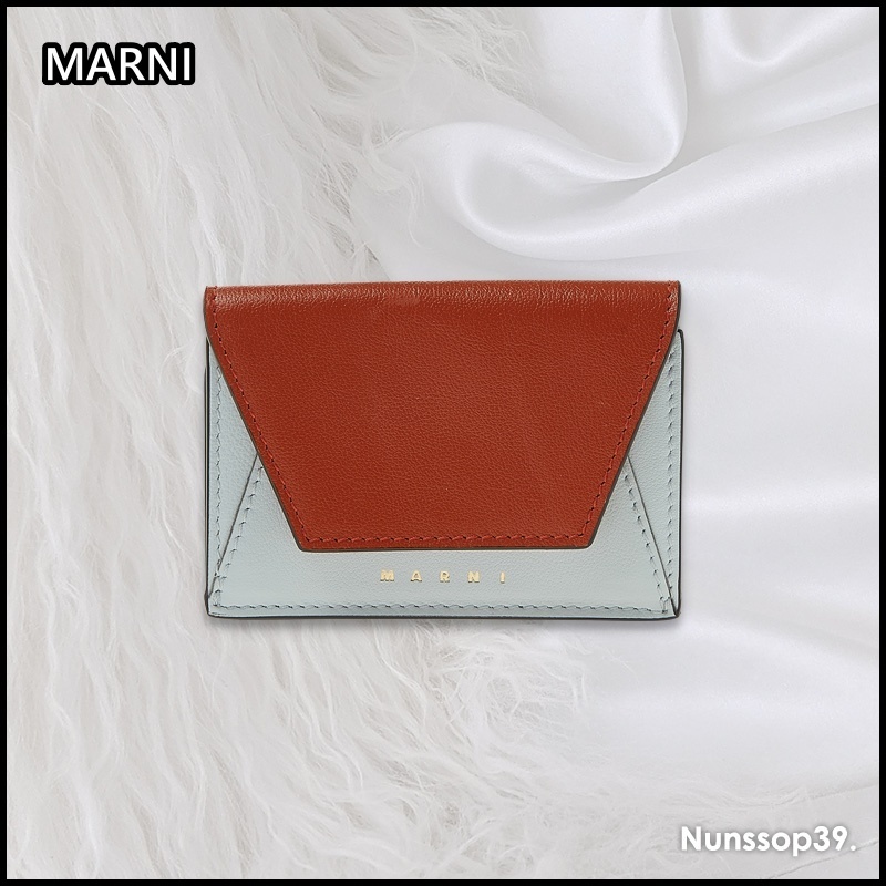 《MARNI》 PFMO0056U1 P2644 Z529N ロゴ 折りたたみ財布