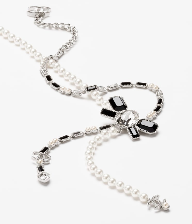 ☆モノトーンカラーが可愛い♪【CHANEL】リボン ネックレス