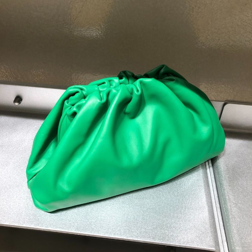 6万取引突破★UPS速達便┃BOTTEGA VENETA_690238_クラッチバッグ 6万取引突破☆UPS速達便┃BOTTEGA VENETA_690238_クラッチバッグ