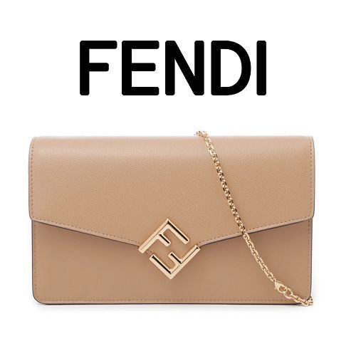 ☆FENDI☆ FF DIAMOND Wallet On Chain ウォレットバッグ♪