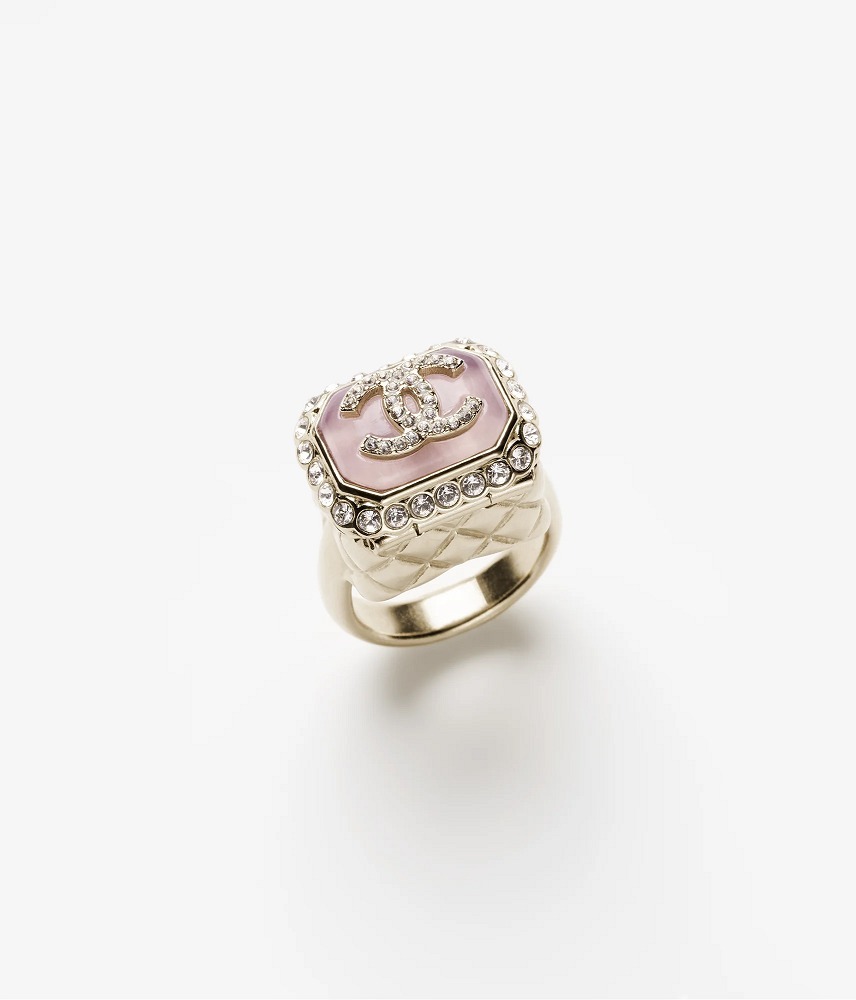 【大人可愛い】CHANEL CCロゴ リング ☆宝箱のような作りが可愛すぎる♪【CHANEL】 CCロゴ リング☆