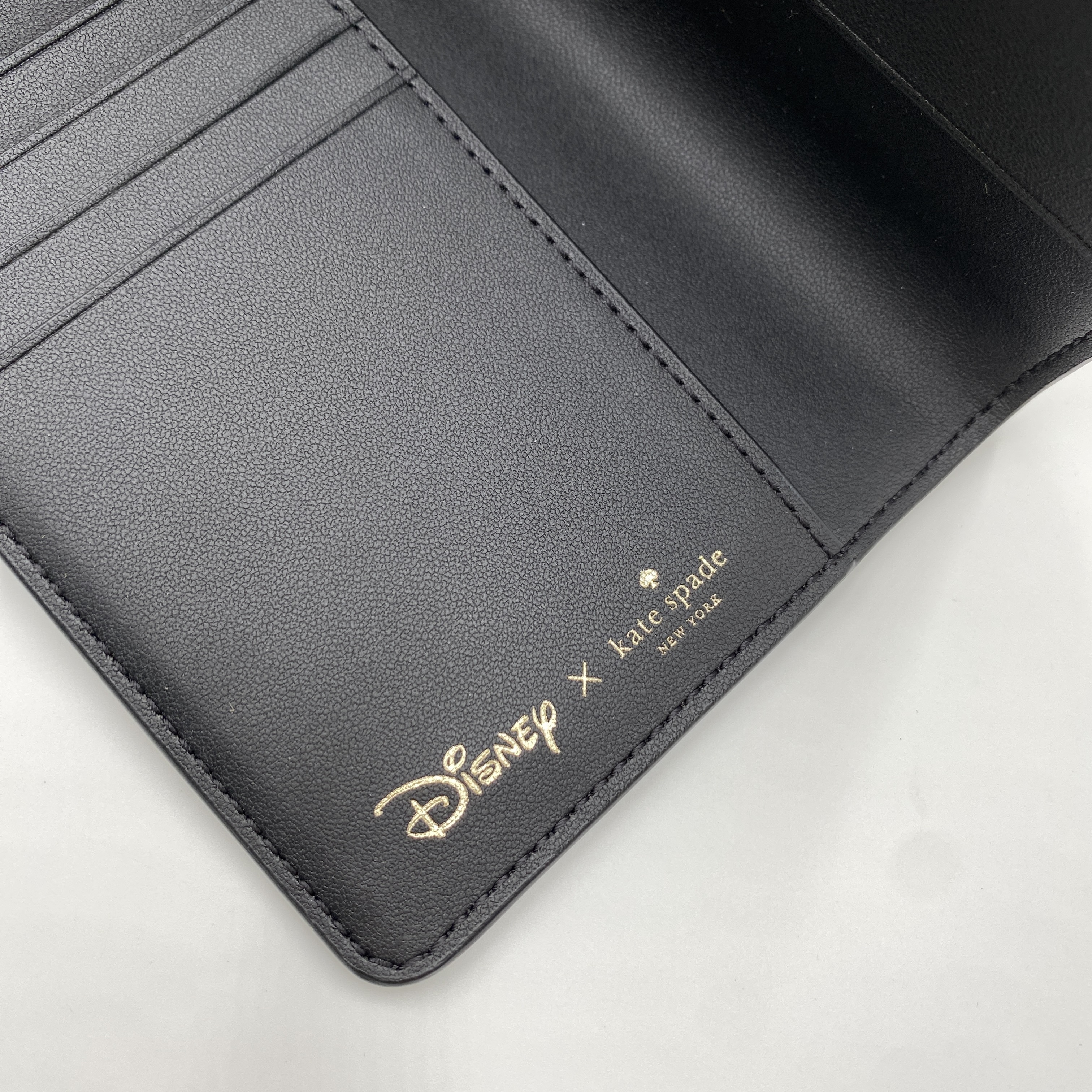 KE657☆kate spade×Disney Passport Holder 美女と野獣 (kate