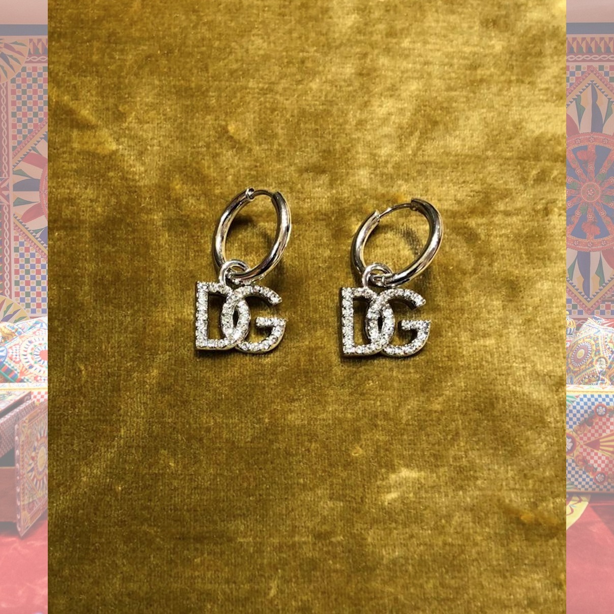 アシンメトリーが素敵♡】Dior ピアス