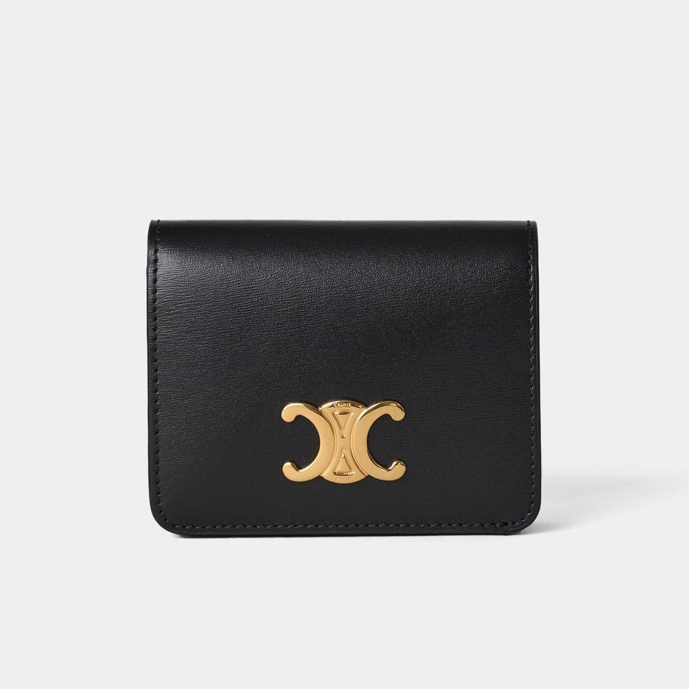 【Vivienne Westwood】スクエアORBパッチ 三つ折りミニ財布 人気 Vivienne Westwood》スクエアORBパッチ 三つ折りミニ財布