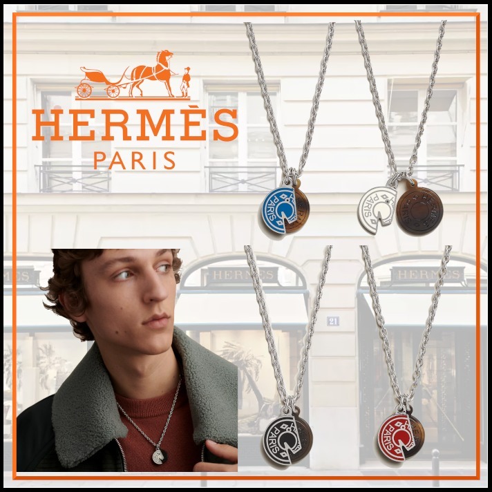 どんなコーデにもマッチ ホーン素材HermesCarrousel ネックレス