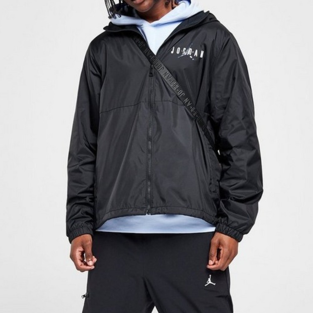Nike JORDAN エッセンシャル バックロゴ ウィンドブレーカー