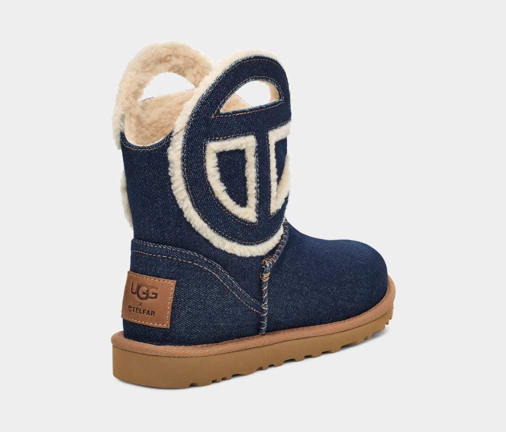 コラボ☆即完【UGG X TELFAR】 Logo Mini Boot ロゴ ミニ ブーツ