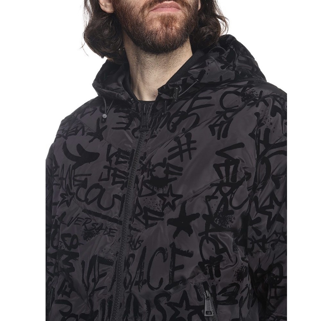 人気】VERSACE JEANS COUTURE ダウンジャケット アウター