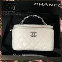 ★どんなコーデにも合う【CHANEL】バニティ チェーン クラッチ★