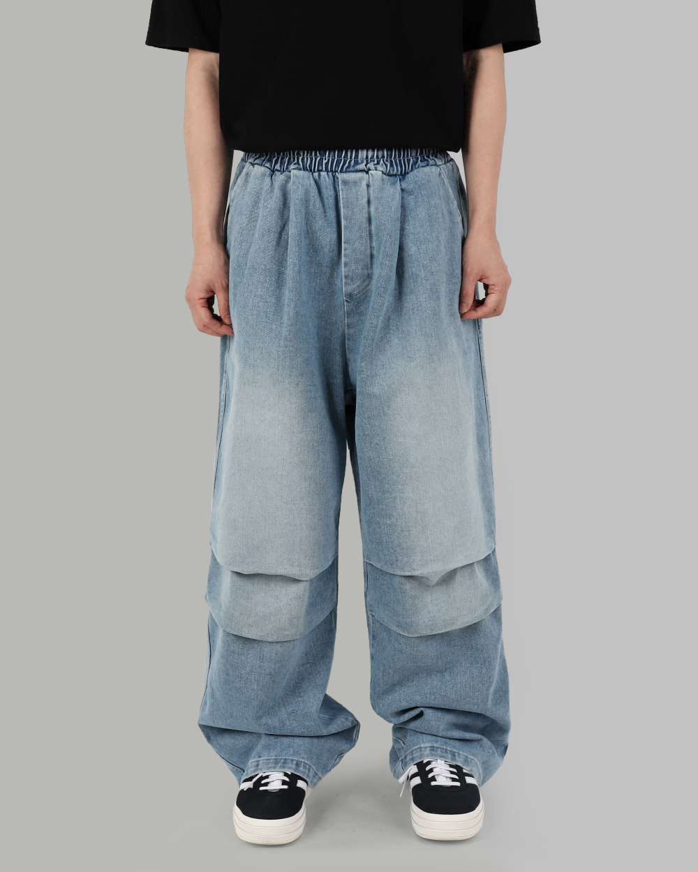 【SCENERITY】Brush pin tuck wide jeans Briauna Light Wash Distressed Hem Ankle Length Wide Leg
