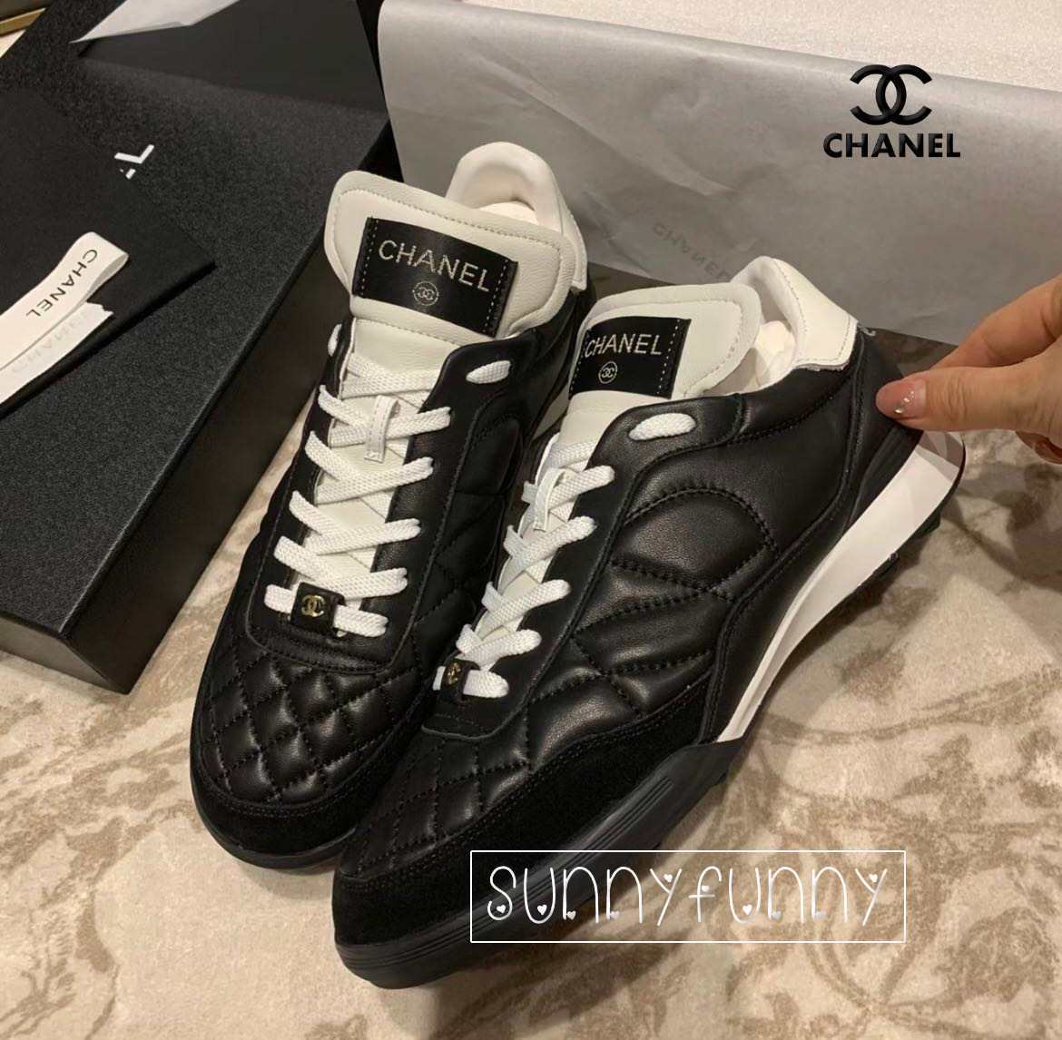 大人気《23K★》CHANEL スニーカー カーフスキン & スウェード