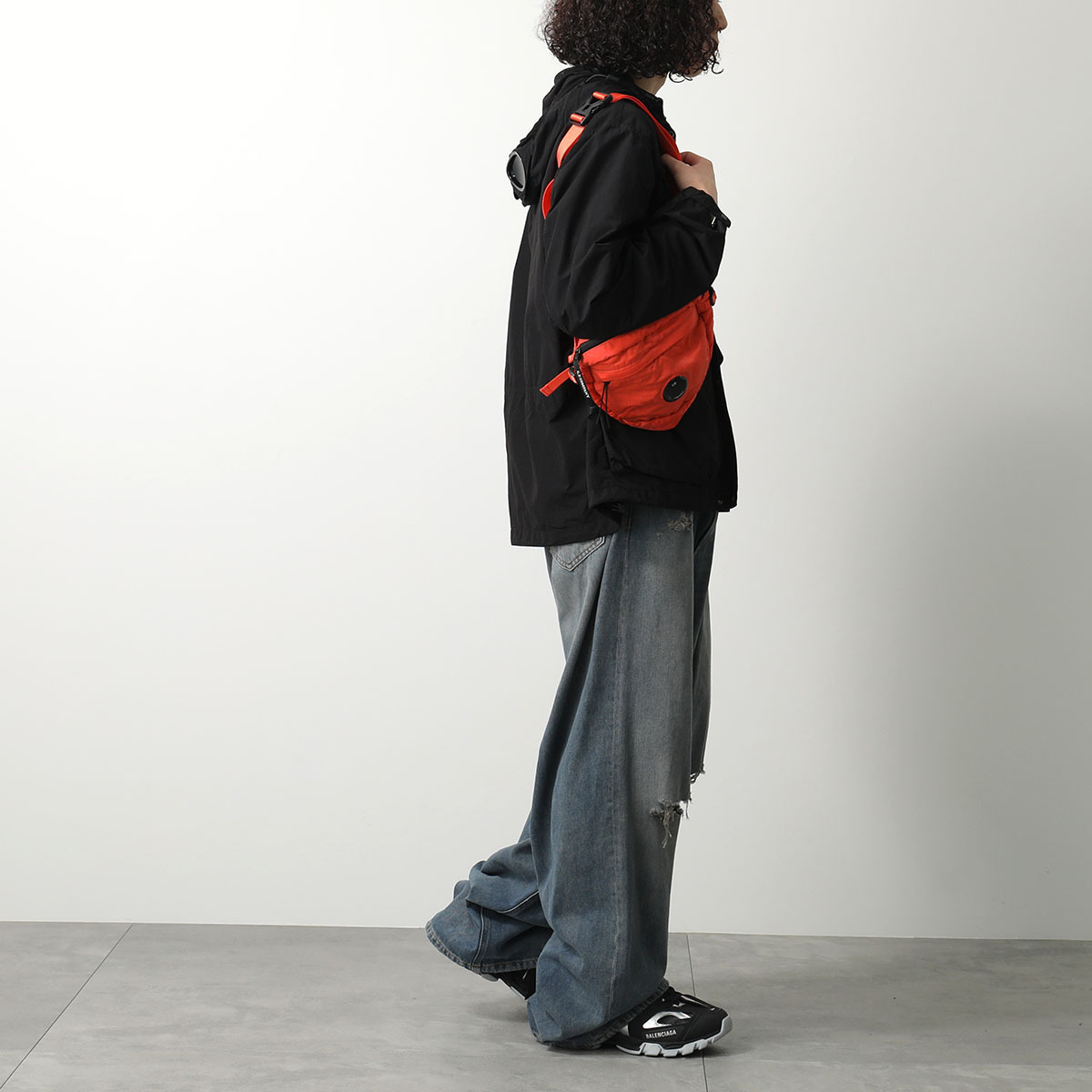 C.P.COMPANY クロスボディバッグ 15CMAC112A 005269G