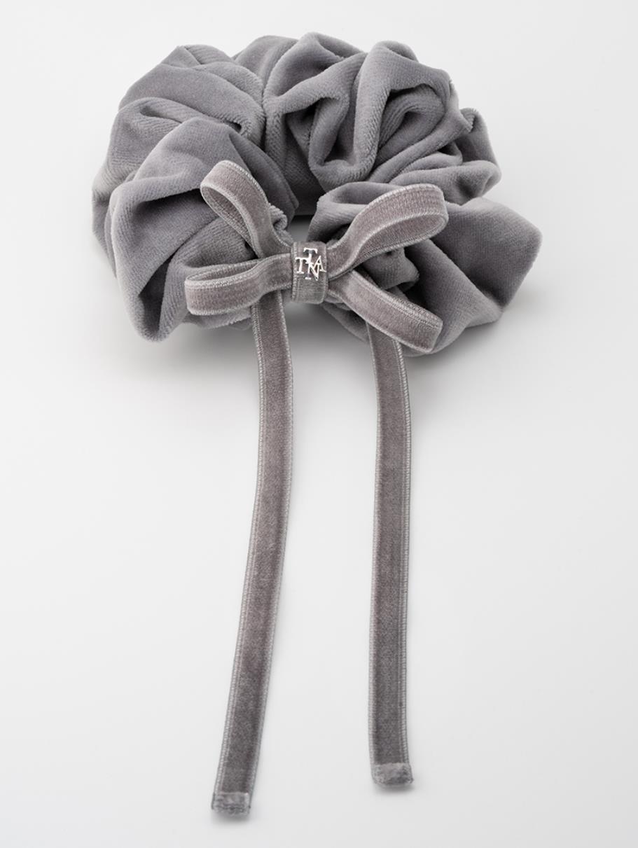 韓国発【TATIANA】Velvet Ribbon Bouquet Scrunch★シュシュ 韓国発【TATIANA】Velvet Ribbon Bouquet Scrunch☆シュシュ