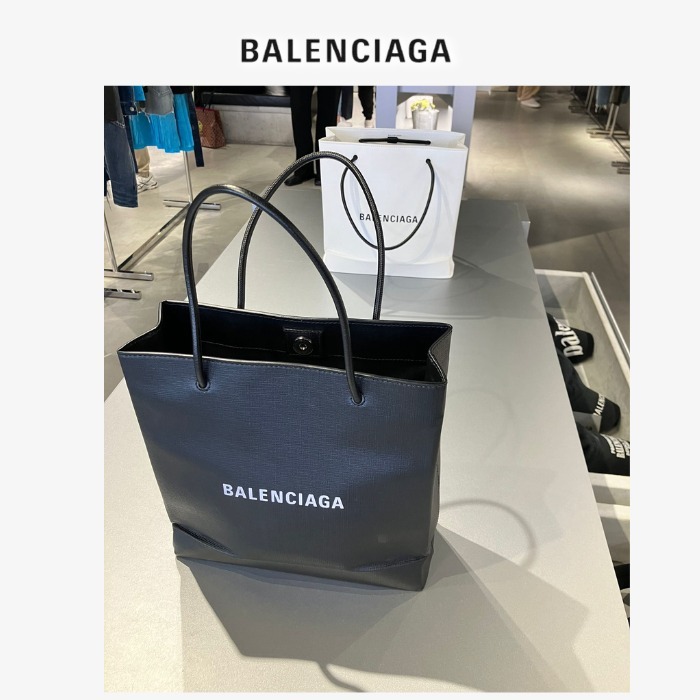 【BALENCIAGA】トートバッグ ★関税送料込み