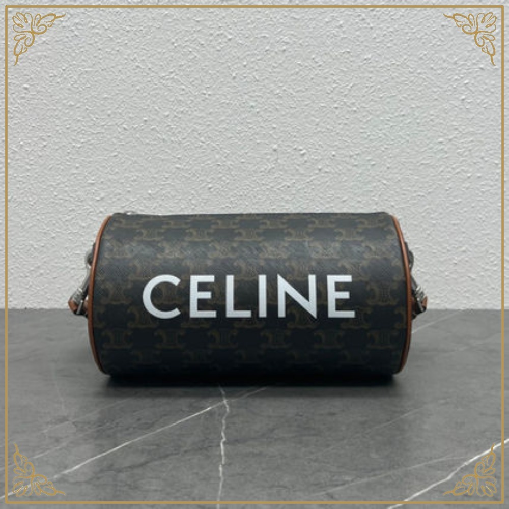 お出かけに【CELINE】シリンダーバッグ トリオンフキャンバス