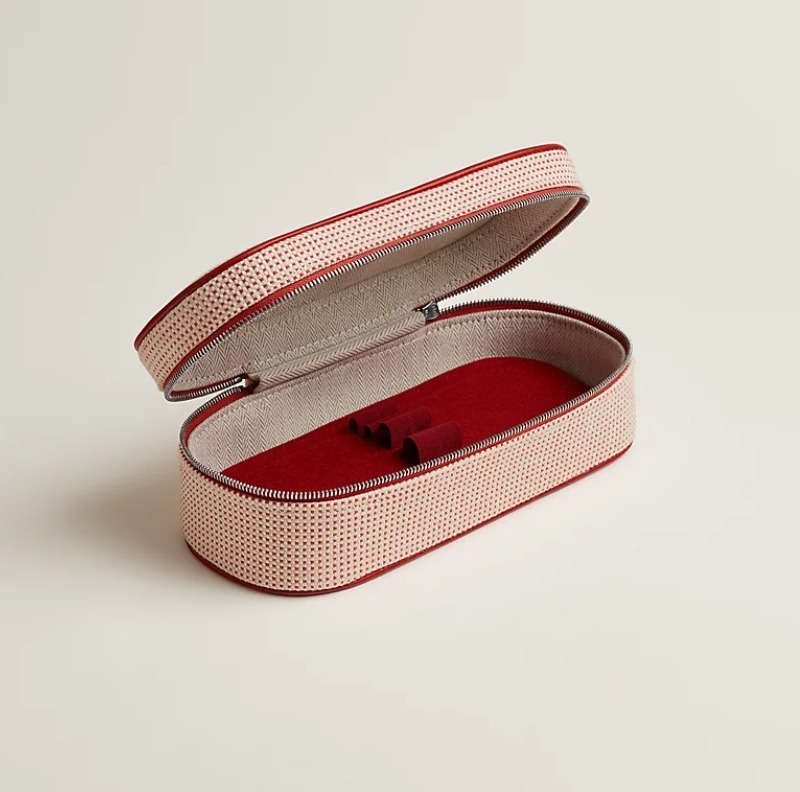 アクセサリーケースとしても♡ HERMES ポーチ 《エスカル》