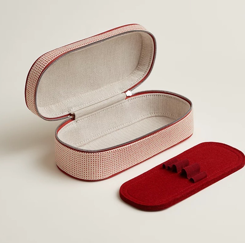 アクセサリーケースとしても♡ HERMES ポーチ 《エスカル》