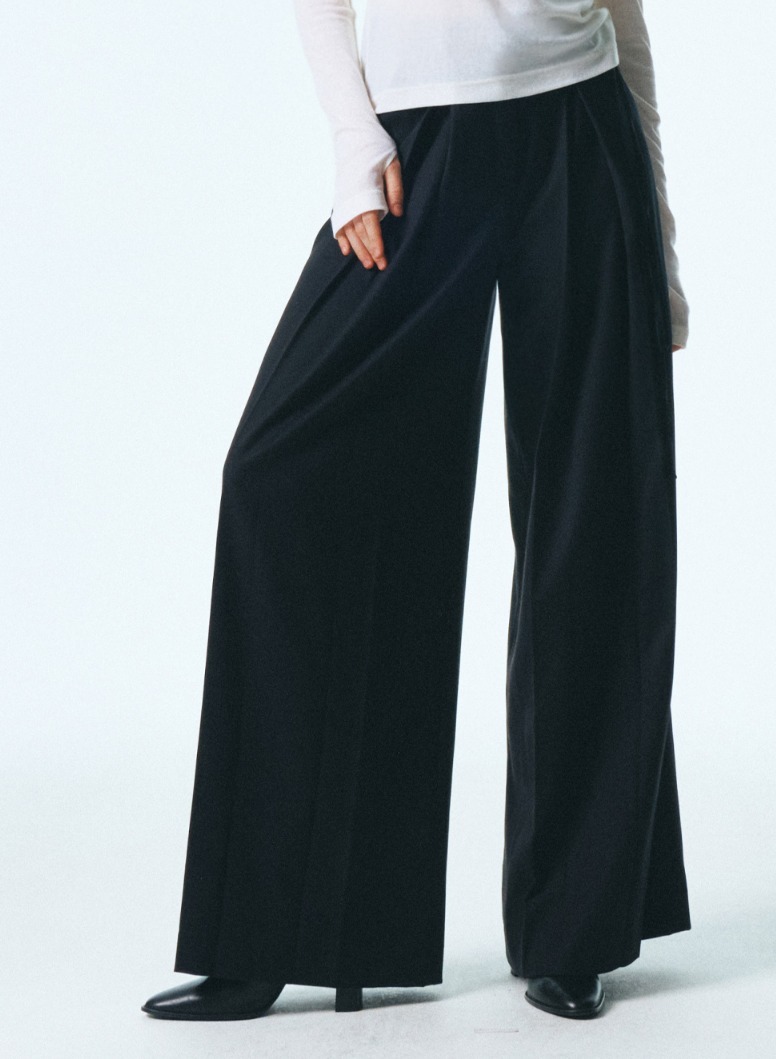 ☆韓国の人気☆【CITYBREEZE】☆PLEATED WIDE SLACK.S☆ ☆韓国の人気☆【CITYBREEZE】☆PLEATED WIDE SLACK.S☆