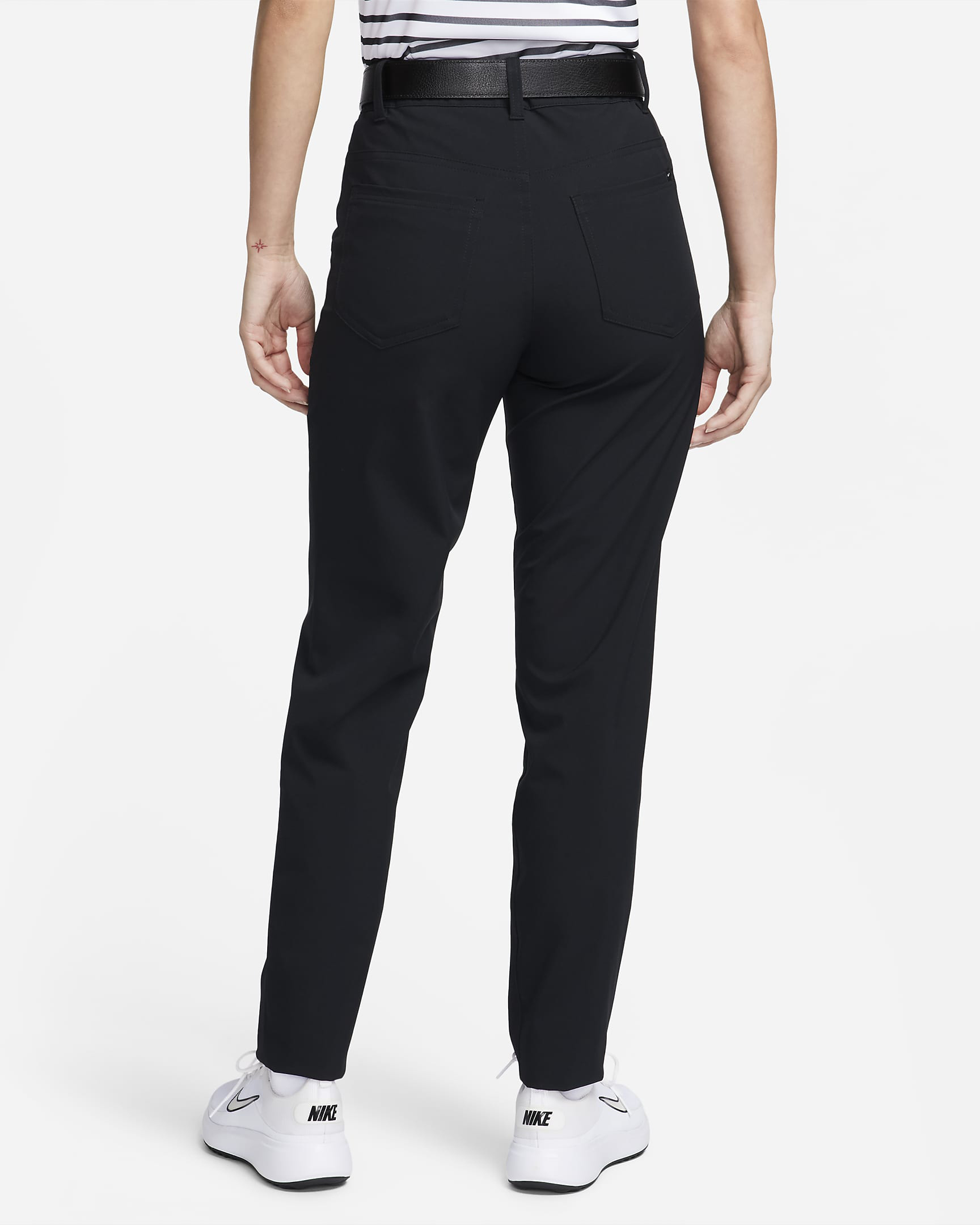 新品未使用タグ付き NIKE ゴルフパンツ 34/32 DA2915-010