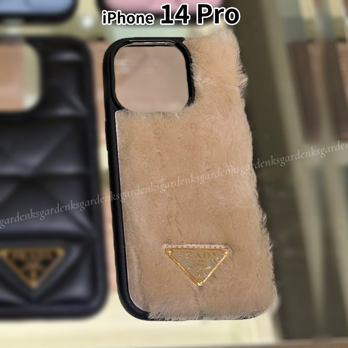 限定！すぐ届く！PRADA シアリング iPhone 14 Pro用カバー