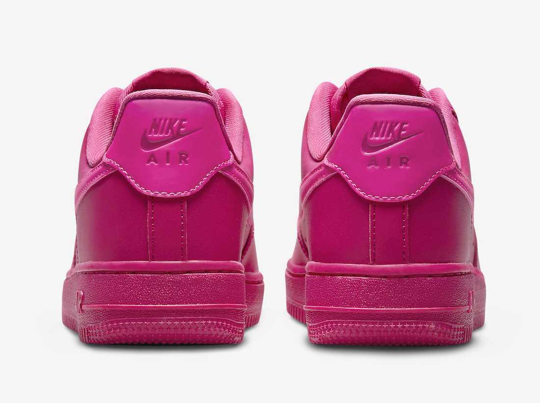 【人気】Nike WMNS Air Force 1 Low \"Fireberry\"