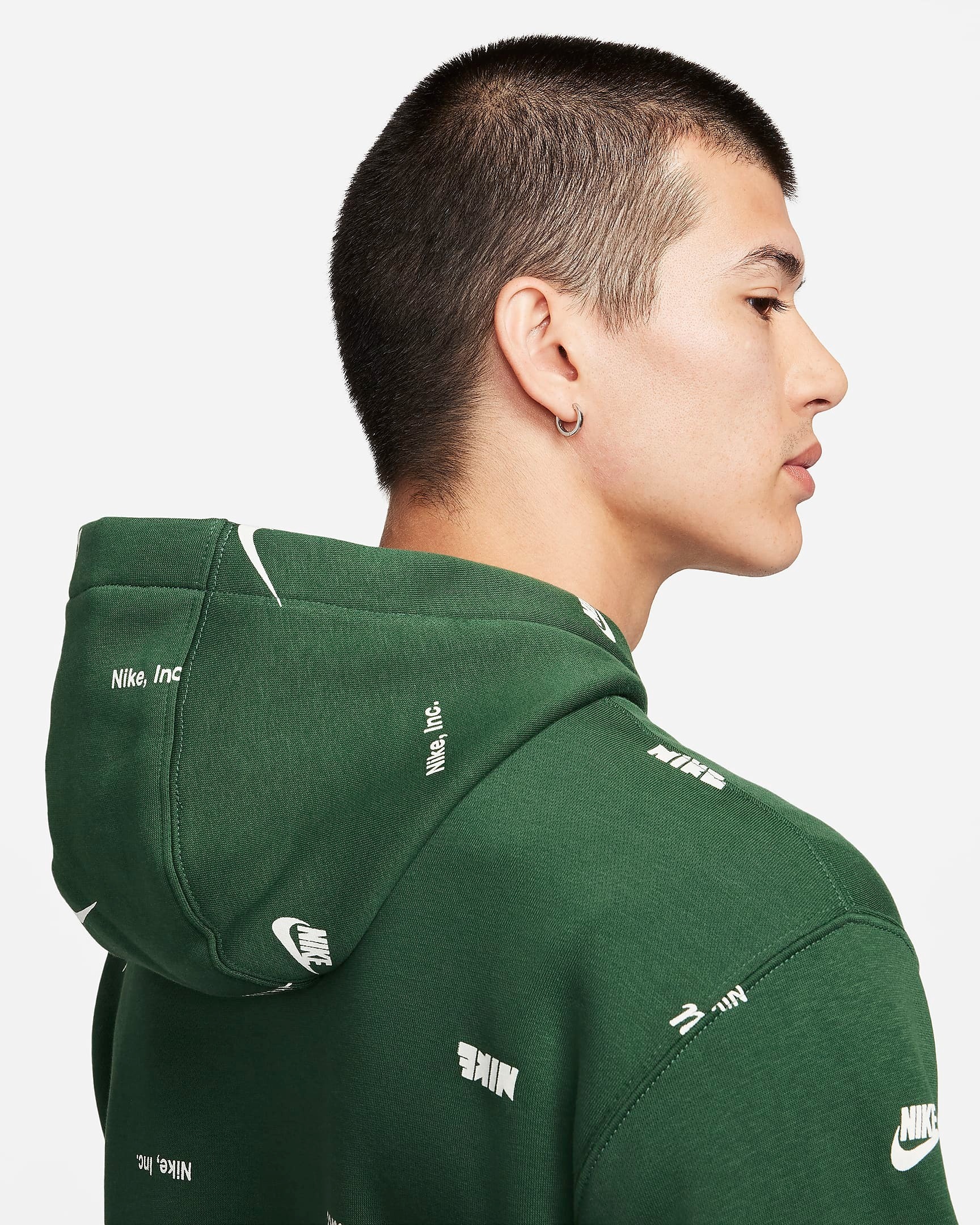 NIKE☆起毛フリース プリント プルオーバー パーカー NIKE☆起毛フリース プリント プルオーバー パーカー
