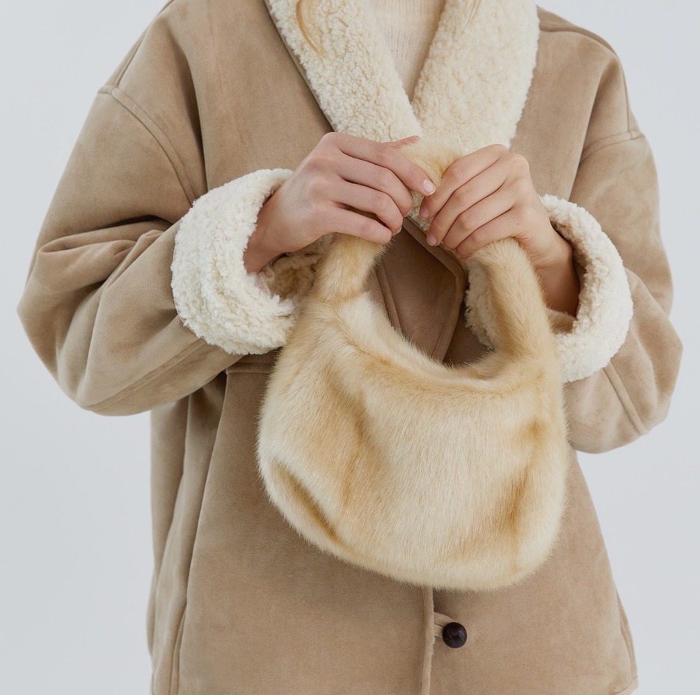 トートバッグ [MOLLIOLLI] KEETY RABBIT prelude fur mini bag MOLLIOLLI] KEETY RABBIT prelude fur mini bag [5 COLOR