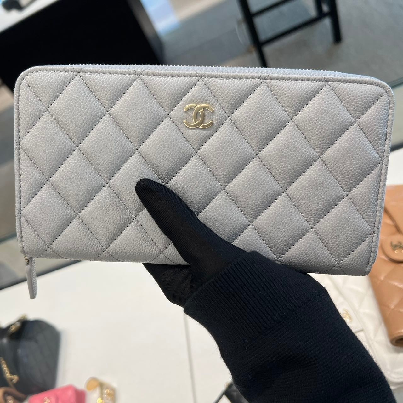 【CHANEL】シャネル★ロングジップウォレットライトグレー長財布
