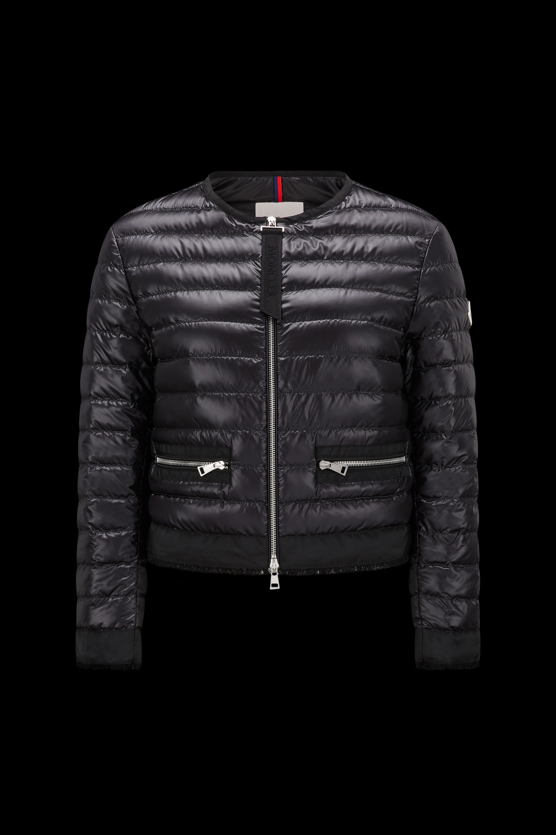【MONCLER】Remoulisショートダウンジャケット ノーカラー ロゴ MONCLER】Remoulisショートダウンジャケット ノーカラー ロゴ