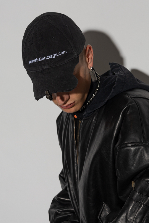 VIP価格☆BALENCIAGA☆Bal.com フロントピアスキャップ