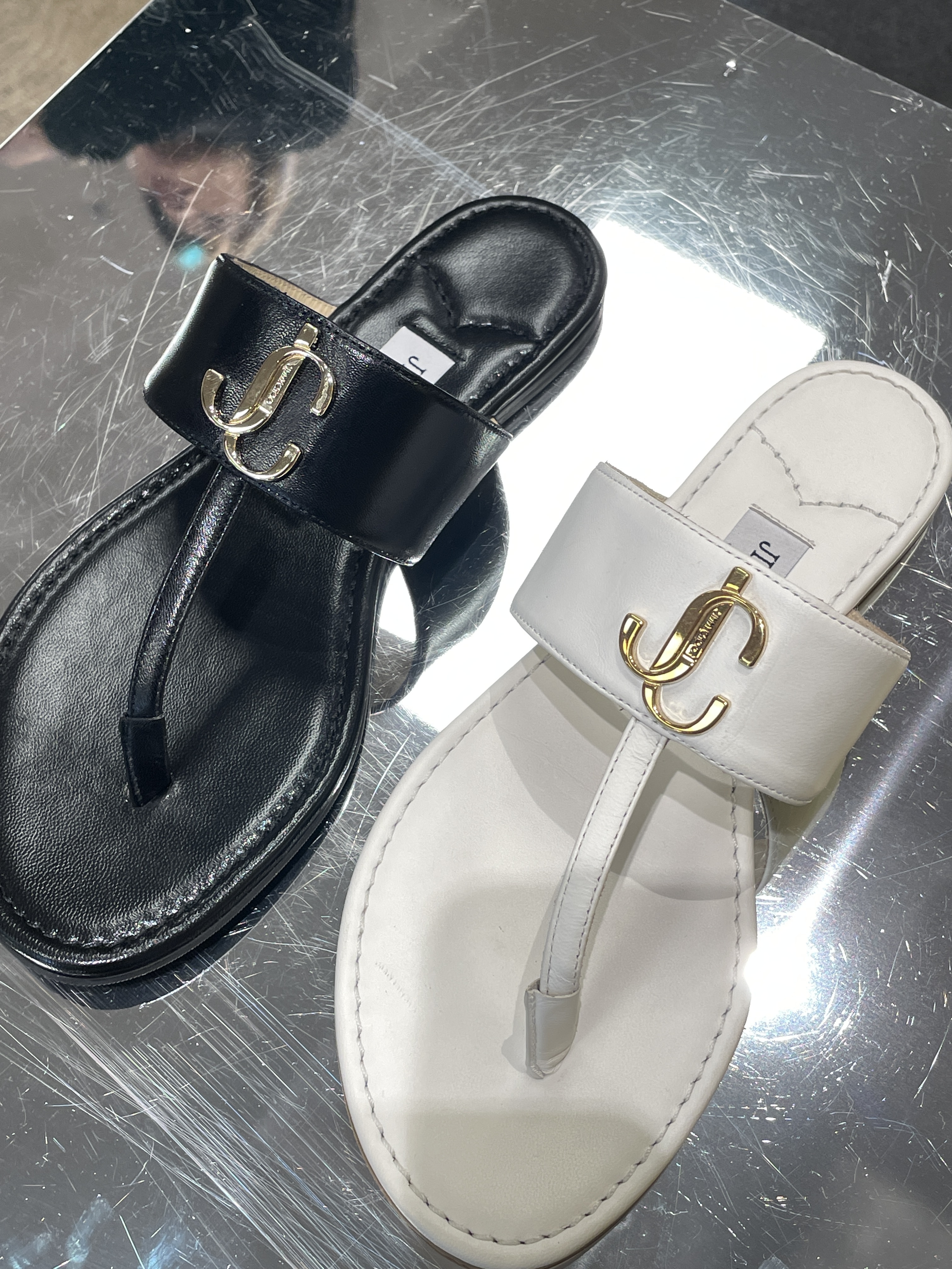 Jimmy Choo＊JC FLAT ロゴ フラットサンダル＊送料込 JIMMY CHOO JC FLAT ロゴ サンダル