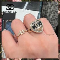 【25S/煌びやかなCCロゴが目を引く★】CHANEL リング 指輪 ☆指先を彩る♪【CHANEL】CCロゴ ハート リング☆ (CHANEL/指輪