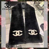 CHANEL Street Style Plain Logo Knit & Fur Scarves