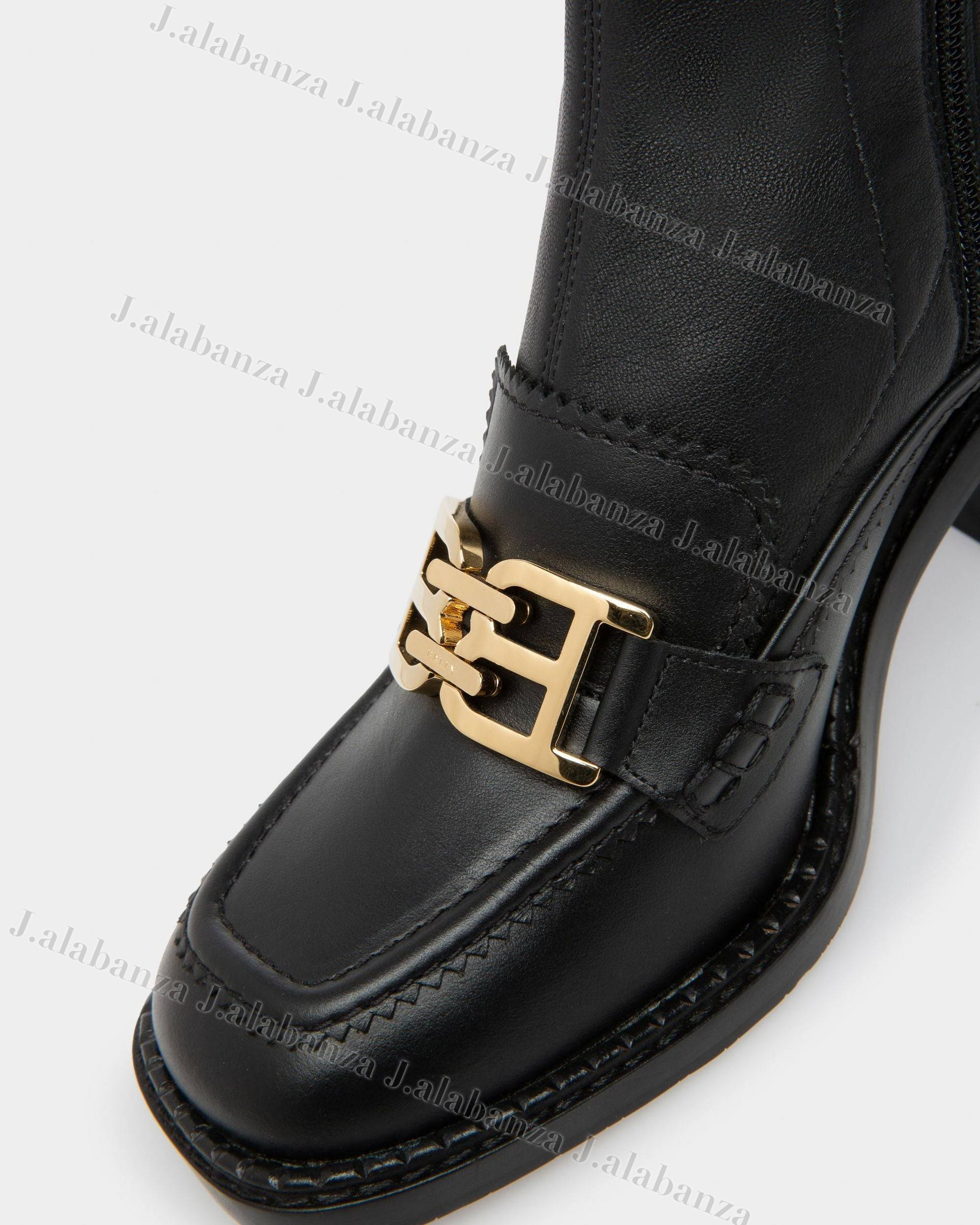 バリー☆Enzy ブラックレザーブーティ バリー☆Enzy ブラックレザーブーティ (BALLY/ショートブーツ