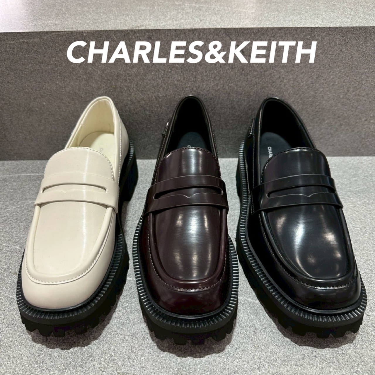 ★CHARLES&KEITH★Covered Ridge-Sole Loafers/送料込