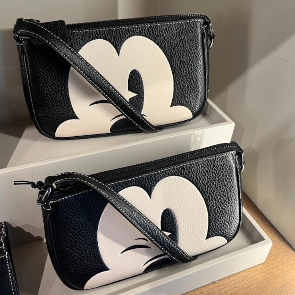 限定【Coach】ディズニー ノリータ 19 ウィンクミッキーマウス