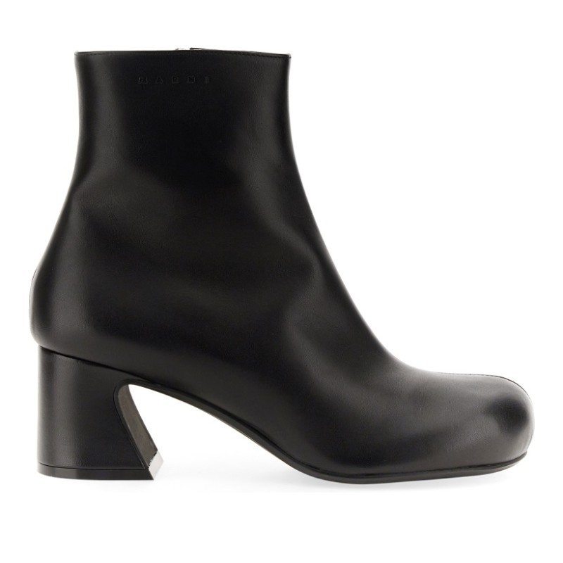 ショートブーツ・ブーティ MARNI FW22 TASSEL ANKLE BOOT (TCMS008606_P454500N99)