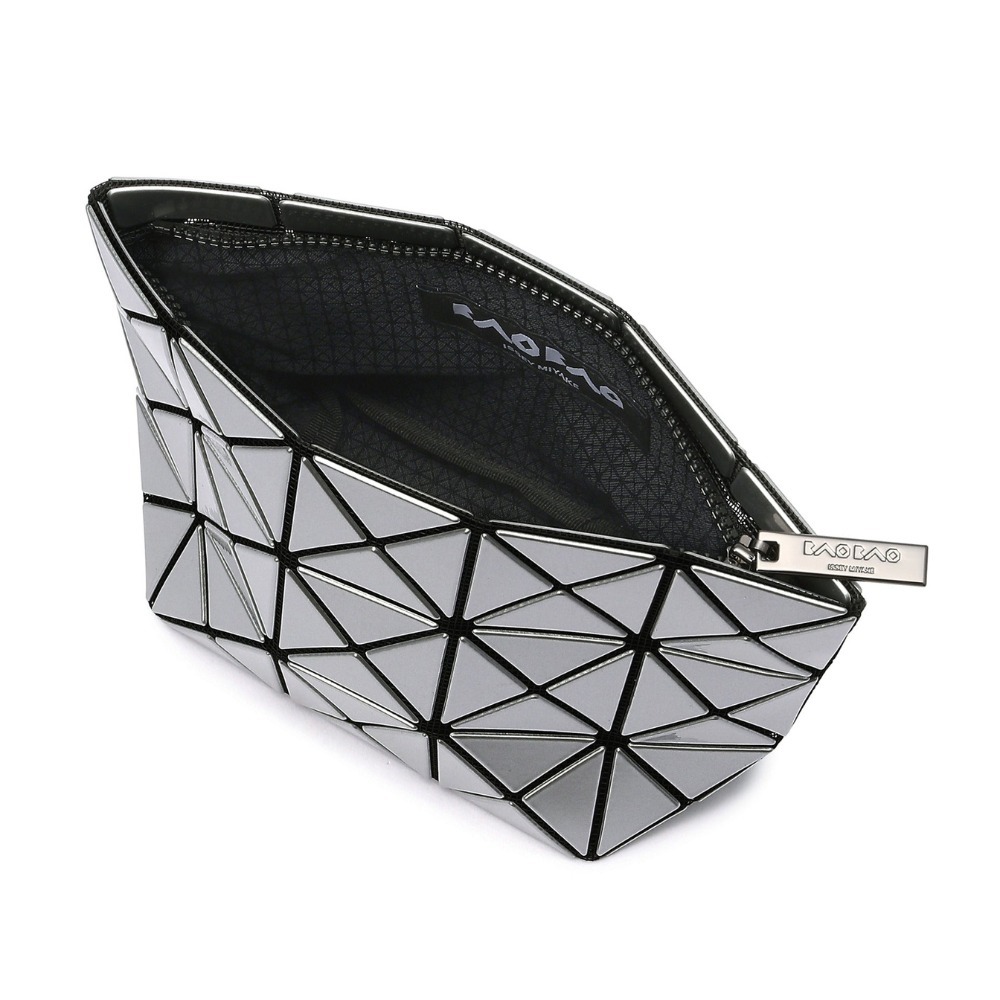 人気【BAOBAO ISSEY MIYAKE】☆ PRISMポーチ☆ (BAOBAO ISSEY