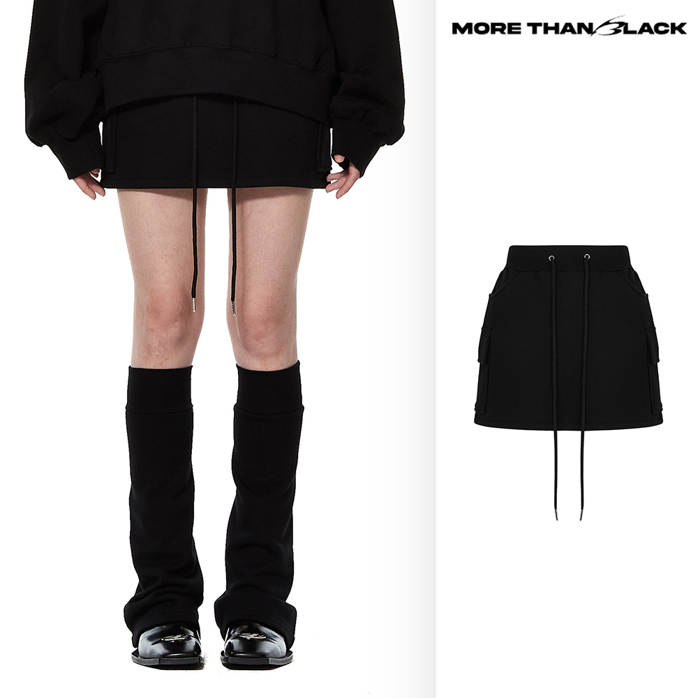 【MORE THAN BLACK】CARGO SWEAT SKIRT