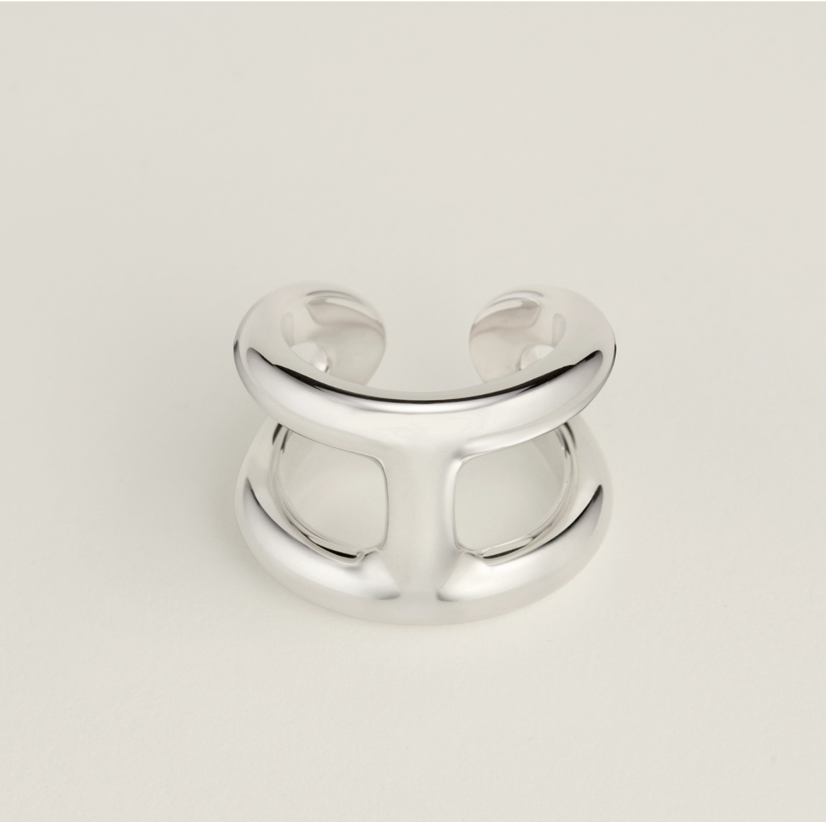 【人気商品】HERMES 《オスモズ》GM リング