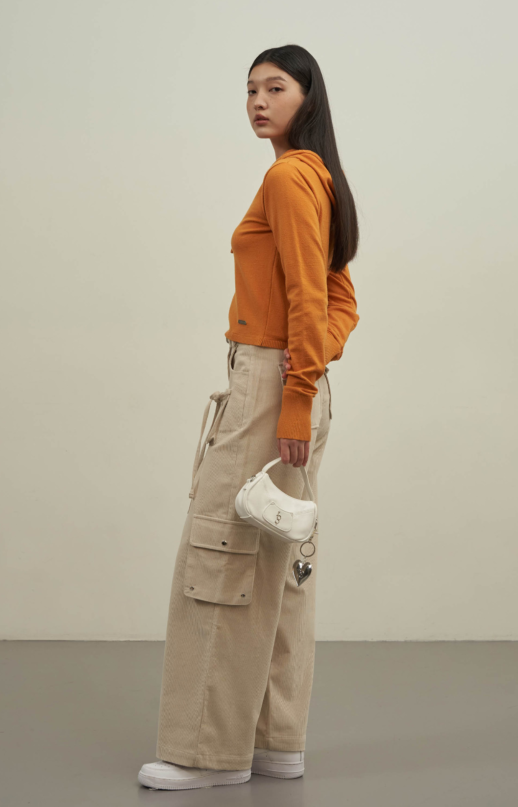 《韓国 ILLIGO》signature mini bag white 人気 ミニバッグ