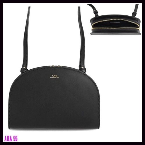 A.P.C.(アーペーセー)正規品//送料関税込み Demi-lune cross bag