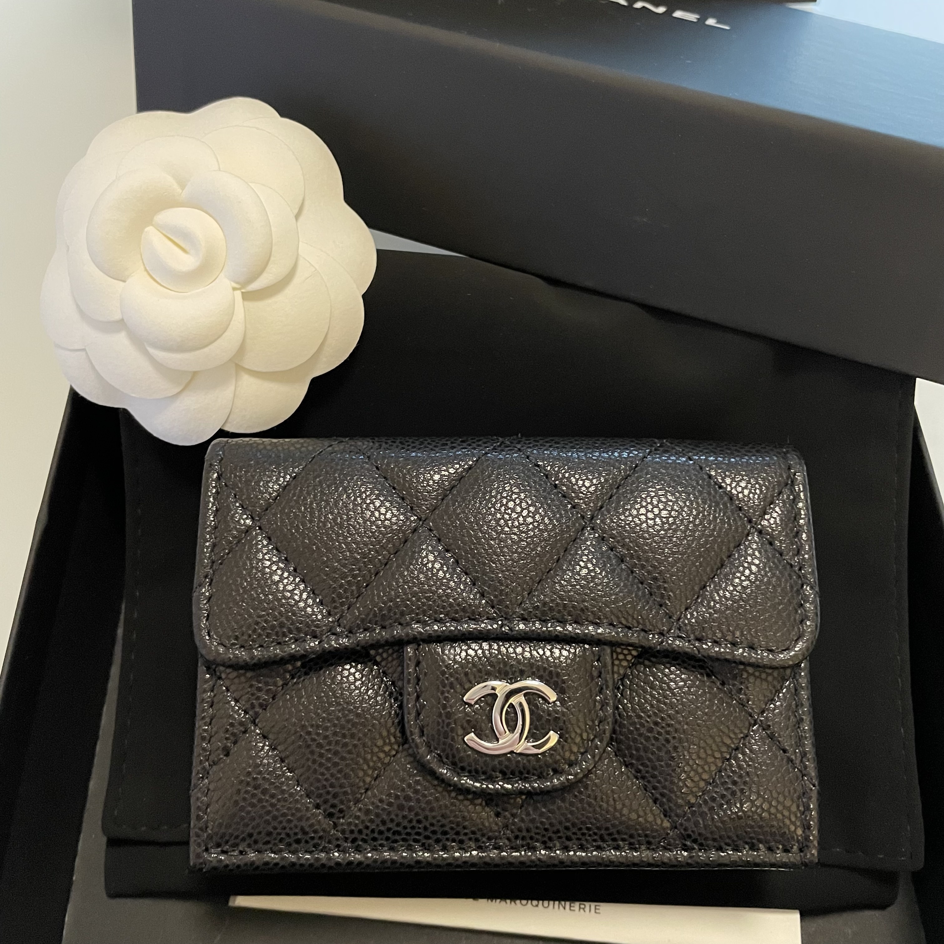 【在庫確保/即発送】CHANEL 三つ折りミニ財布マトラッセ
