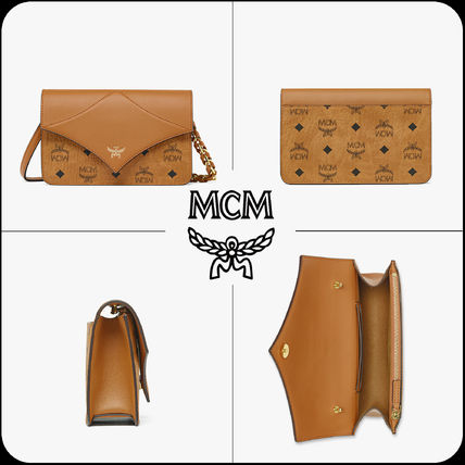 ブラウン（茶色）系 MCM(エム シー エム) ショルダーバッグ