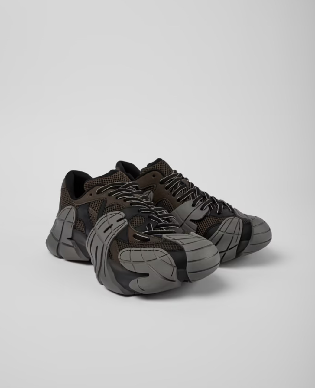 Rainy Season Must-haves<br>Gore-Tex® Shoes | Topics | Camper