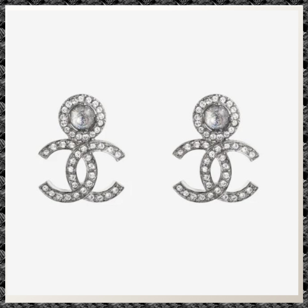 PREMIUM◆送料込【CHANEL】スタッドピアス メタルクリスタル